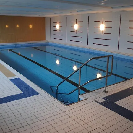 Haus Hanseatic, 604 *